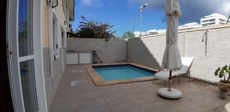 Casa de Condomínio com 3 Quartos à Venda, 350 m² em Recreio Dos Bandeirantes - Rio De Janeiro