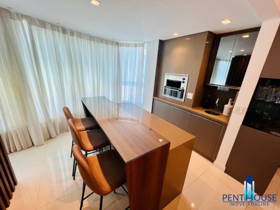 Imagem Apartamento com 3 Quartos à Venda, 137 m² em Centro - Balneário Camboriú Imagem Apartamento com 3 Quartos à Venda, 137 m² em Centro - Balneário Camboriú