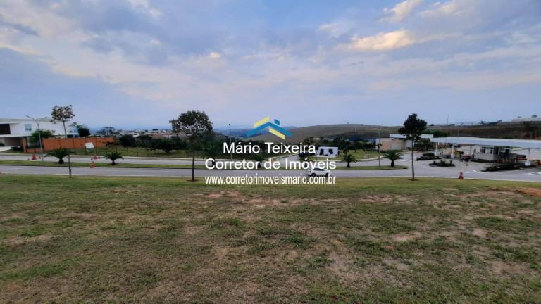Terreno em Condomínio à Venda, 597 m² em Urbanova - São José Dos Campos