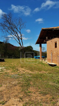 Imagem Imóvel com 3 Quartos à Venda, 2.000 m² em Bairro Amendoim (rural) - Caldas Imagem Imóvel com 3 Quartos à Venda, 2.000 m² em Bairro Amendoim (rural) - Caldas