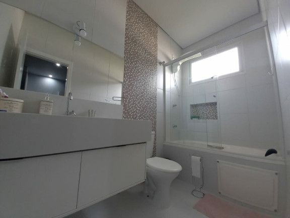 Imagem Casa com 3 Quartos à Venda, 170 m² em Ninho Verde 2 - Pardinho Imagem Casa com 3 Quartos à Venda, 170 m² em Ninho Verde 2 - Pardinho