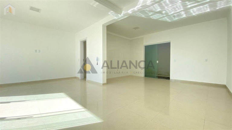 Imagem Casa com 2 Quartos à Venda, 98 m² em Gravatá - Navegantes