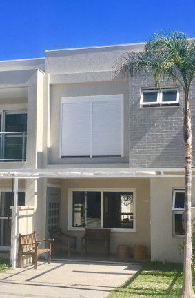 Imagem Casa de Condomínio com 3 Quartos à Venda, 155 m²