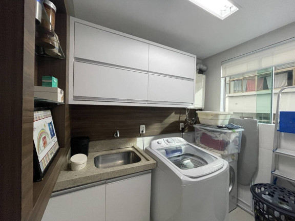 Imagem Apartamento com 4 Quartos à Venda, 195 m² em Meia Praia - Itapema
