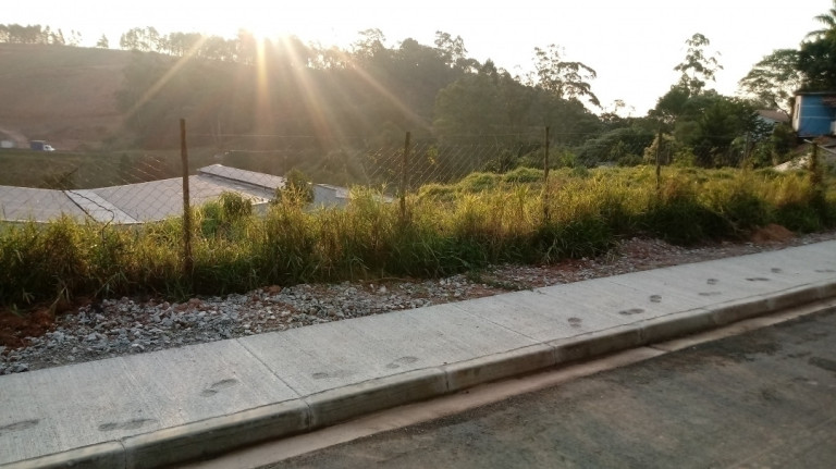 Imagem Terreno à Venda, 2.001 m² em Próximo A Rodovia - Mairiporã Imagem Terreno à Venda, 2.001 m² em Próximo A Rodovia - Mairiporã
