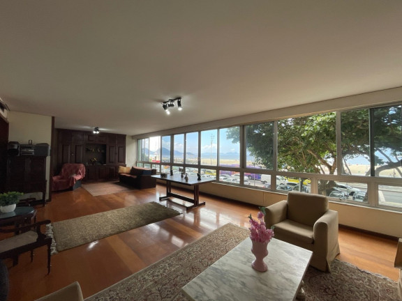 Imagem Apartamento com 3 Quartos à Venda, 200 m² em Copacabana - Rio De Janeiro Imagem Apartamento com 3 Quartos à Venda, 200 m² em Copacabana - Rio De Janeiro