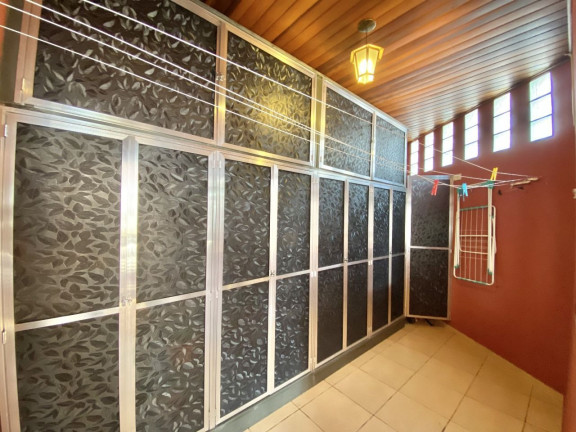 Imagem Casa com 3 Quartos à Venda, 182 m² em Vila Industrial - São José Dos Campos Imagem Casa com 3 Quartos à Venda, 182 m² em Vila Industrial - São José Dos Campos