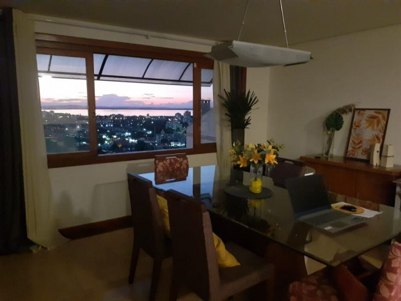 Imagem Casa de Condomínio com 4 Quartos à Venda, 251 m² em Nonoai - Porto Alegre