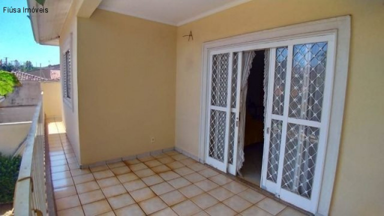 Imagem Sobrado com 3 Quartos à Venda, em Planalto Verde - Ribeirão Preto Imagem Sobrado com 3 Quartos à Venda, em Planalto Verde - Ribeirão Preto