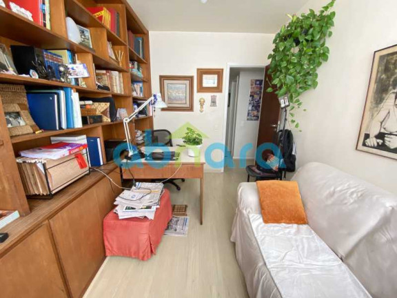 Foto do imóvel Cobertura com 4 Quartos à Venda, 230 m² em Copacabana - Rio De Janeiro