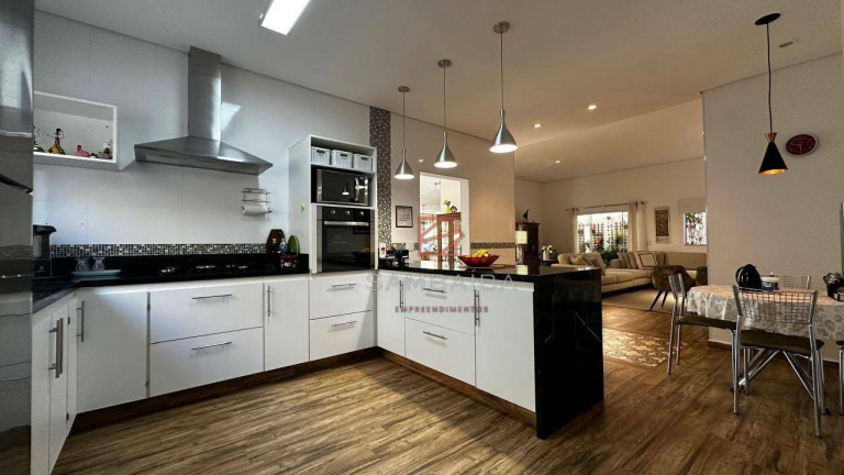 Imagem Casa com 4 Quartos à Venda, 389 m² em Condomínio Jardim Flamboyan - Bragança Paulista Imagem Casa com 4 Quartos à Venda, 389 m² em Condomínio Jardim Flamboyan - Bragança Paulista