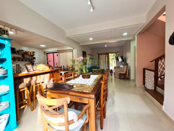 Imagem Casa com 4 Quartos à Venda, 165 m² em Mariscal - Bombinhas Imagem Casa com 4 Quartos à Venda, 165 m² em Mariscal - Bombinhas