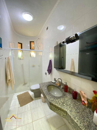 Imagem Imóvel com 4 Quartos à Venda, 180 m² em Mirim - Praia Grande Imagem Imóvel com 4 Quartos à Venda, 180 m² em Mirim - Praia Grande