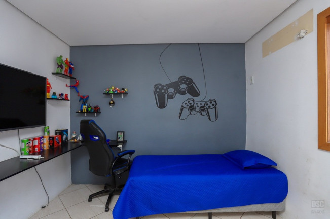 Imagem Casa com 2 Quartos à Venda, em Hípica - Porto Alegre Imagem Casa com 2 Quartos à Venda, em Hípica - Porto Alegre