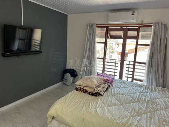 Imagem Sobrado com 2 Quartos à Venda, 200 m² em São Vicente - Itajaí Imagem Sobrado com 2 Quartos à Venda, 200 m² em São Vicente - Itajaí
