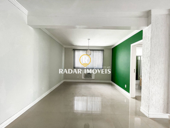 Imagem Apartamento com 3 Quartos à Venda, 208 m² em Algodoal - Cabo Frio