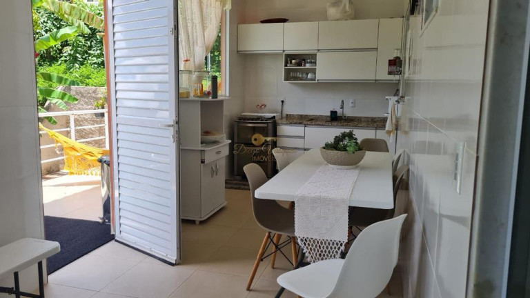Imagem Casa com 3 Quartos à Venda, 190 m² em Vale Alpino - Teresópolis Imagem Casa com 3 Quartos à Venda, 190 m² em Vale Alpino - Teresópolis