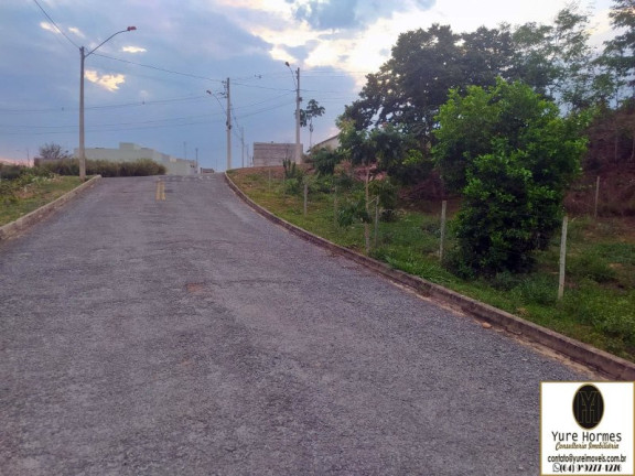 Imagem Imóvel com 1 Quarto à Venda, 316 m² em Residencial Morada Nobre - Caldas Novas Imagem Imóvel com 1 Quarto à Venda, 316 m² em Residencial Morada Nobre - Caldas Novas
