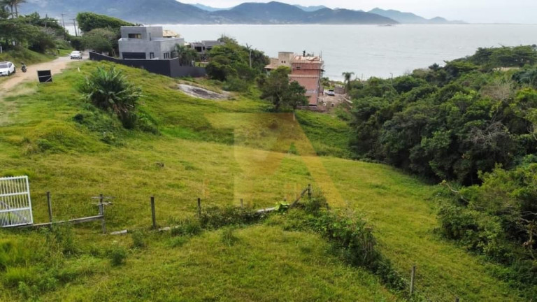 Imagem Terreno à Venda, em Vigia - Garopaba Imagem Terreno à Venda, em Vigia - Garopaba