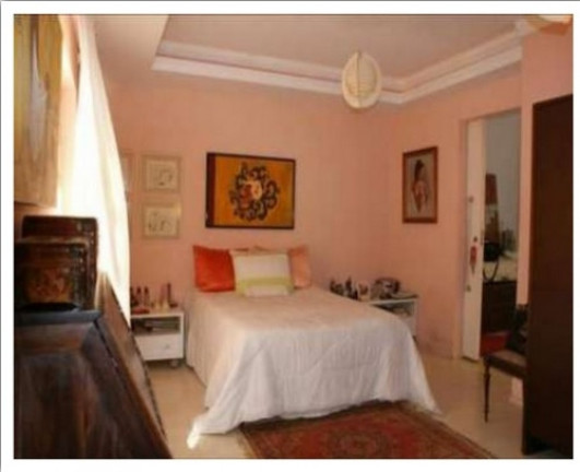 Imagem Casa com 3 Quartos à Venda, 387 m² em Centro - Tatuí
