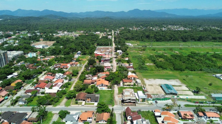 Imagem Casa com 6 Quartos à Venda, 150 m² em Centro - Itapoá Imagem Casa com 6 Quartos à Venda, 150 m² em Centro - Itapoá