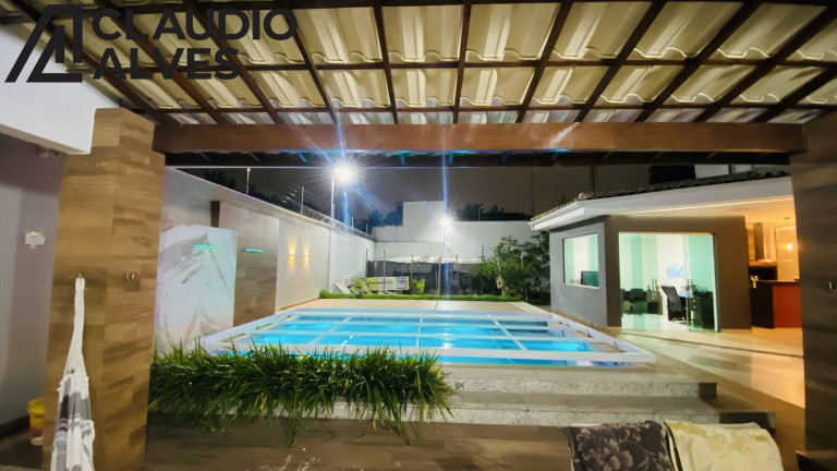 Imagem Casa com 3 Quartos à Venda, 300 m² em Cidade Nova - Feira De Santana Imagem Casa com 3 Quartos à Venda, 300 m² em Cidade Nova - Feira De Santana