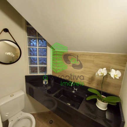 Imagem Casa com 3 Quartos à Venda, 170 m² em Jardim Califórnia - Taubaté