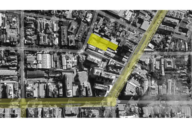 Imagem Terreno à Venda, 1.945 m² em Floresta - Porto Alegre Imagem Terreno à Venda, 1.945 m² em Floresta - Porto Alegre