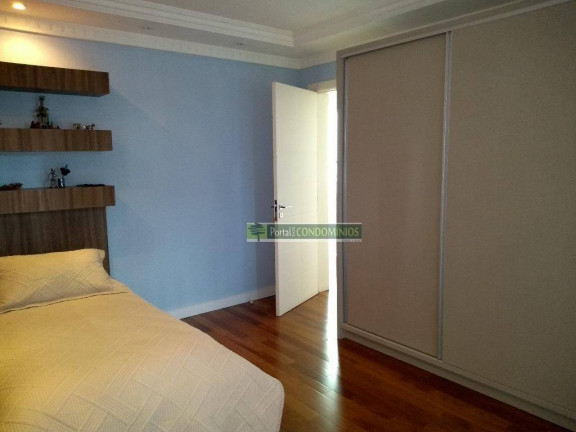Imagem Casa com 4 Quartos à Venda, 480 m² em Santo Inácio - Curitiba Imagem Casa com 4 Quartos à Venda, 480 m² em Santo Inácio - Curitiba