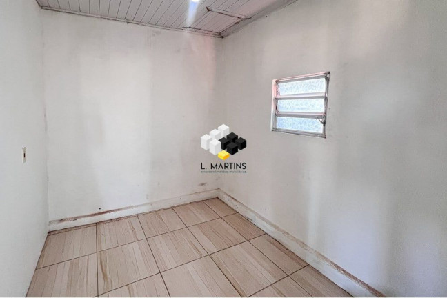 Imagem Casa com 2 Quartos à Venda, 500 m² em Mathias Velho - Canoas