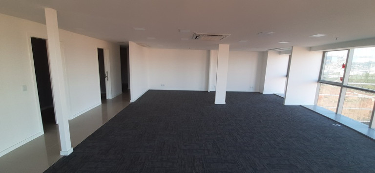 Imagem Sala Comercial à Venda, em Petrópolis - Porto Alegre Imagem Sala Comercial à Venda, em Petrópolis - Porto Alegre
