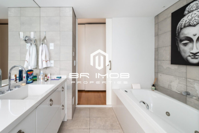 Imagem Casa com 3 Quartos à Venda, 459 m² em Alto De Pinheiros - São Paulo