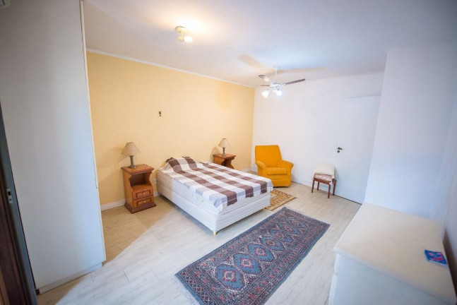 Imagem Casa com 4 Quartos à Venda, 272 m² em Rio Branco - Porto Alegre