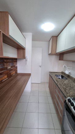 Imagem Apartamento com 2 Quartos à Venda,  em Região Central - Caieiras