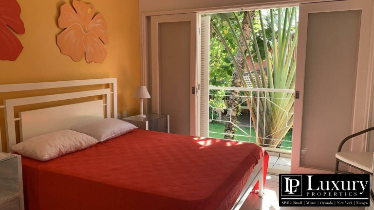 Imagem Casa de Condomínio com 5 Quartos à Venda, em Baleia - São Sebastião Imagem Casa de Condomínio com 5 Quartos à Venda, em Baleia - São Sebastião