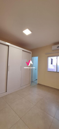 Casa com 3 Quartos à Venda,  em Jardim Das Palmeiras - Cuiabá