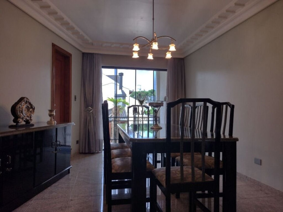 Imagem Casa com 3 Quartos à Venda,  em Boa Vista - Curitiba