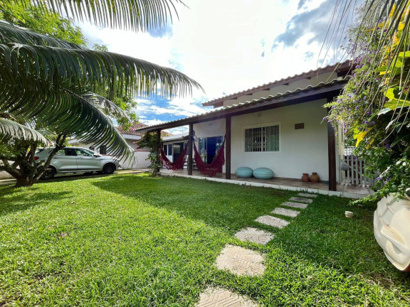 Imagem Casa com 3 Quartos à Venda, 160 m² em Salinas - Balneário Barra Do Sul Imagem Casa com 3 Quartos à Venda, 160 m² em Salinas - Balneário Barra Do Sul