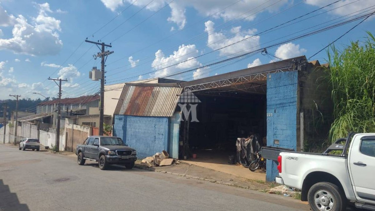 Imagem Galpão para Alugar, 384 m² em Ieiri - Várzea Paulista Imagem Galpão para Alugar, 384 m² em Ieiri - Várzea Paulista