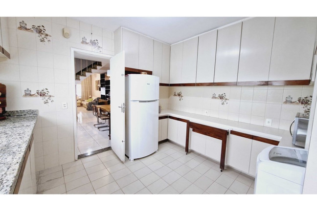Imagem Casa com 3 Quartos à Venda, 177 m² em Vila Nova Conceição - São Paulo