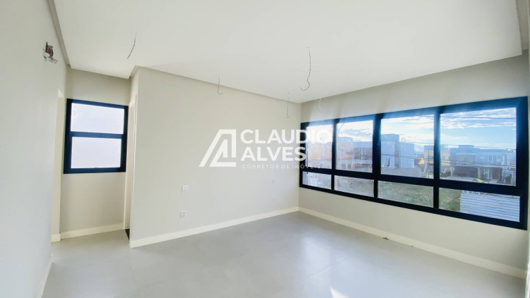 Imagem Casa de Condomínio com 3 Quartos à Venda, 242 m² em Papagaio - Feira De Santana