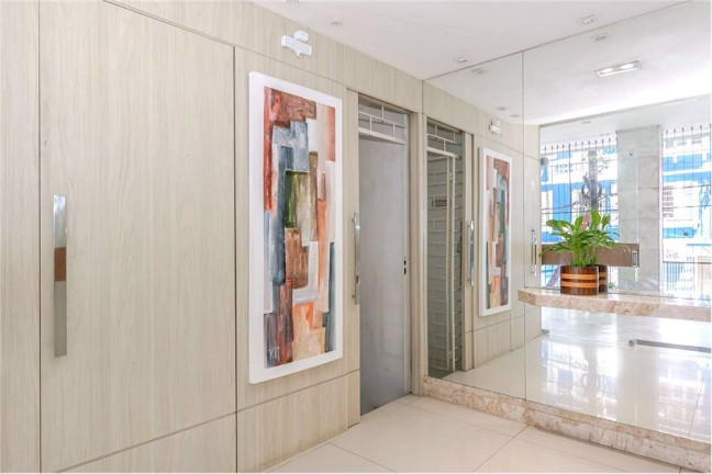 Imagem Apartamento com 4 Quartos à Venda, 147 m² em Independência - Porto Alegre