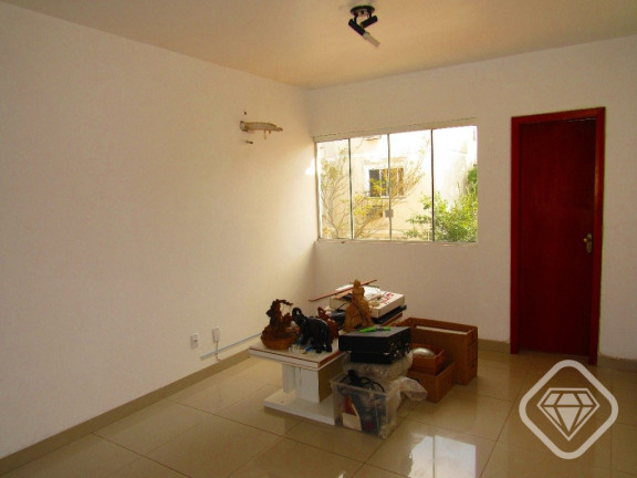Imagem Casa com 3 Quartos à Venda, 119 m² em Hípica - Porto Alegre Imagem Casa com 3 Quartos à Venda, 119 m² em Hípica - Porto Alegre