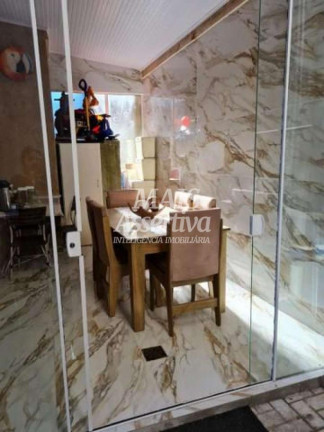 Imagem Casa com 3 Quartos à Venda, 108 m² em Centro - Canela Imagem Casa com 3 Quartos à Venda, 108 m² em Centro - Canela