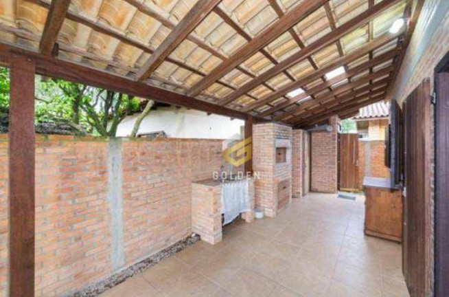 Imagem Casa com 3 Quartos à Venda, 114 m² em Zé Amândio - Bombinhas Imagem Casa com 3 Quartos à Venda, 114 m² em Zé Amândio - Bombinhas