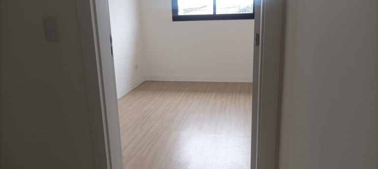 Imagem Casa com 3 Quartos à Venda, 107 m² em Xaxim - Curitiba Imagem Casa com 3 Quartos à Venda, 107 m² em Xaxim - Curitiba