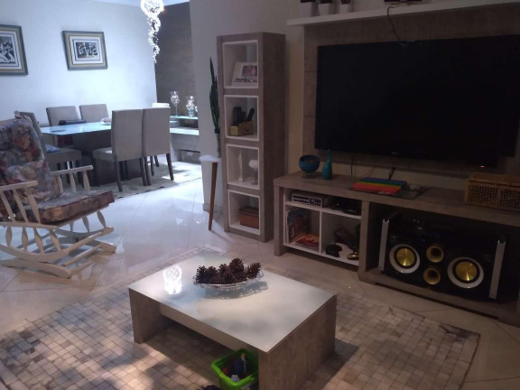 Imagem Casa com 3 Quartos à Venda, 300 m² em Vila Valqueire - Rio De Janeiro