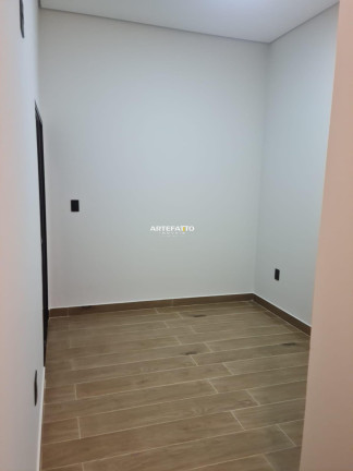 Imagem Casa com 2 Quartos à Venda, 100 m²