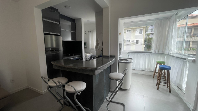 Imagem Apartamento com 1 Quarto para Temporada, 45 m² em Jurerê - Florianópolis Imagem Apartamento com 1 Quarto para Temporada, 45 m² em Jurerê - Florianópolis