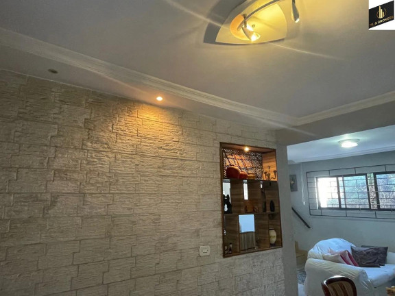 Imagem Sobrado com 3 Quartos à Venda, 267 m² em Guabirotuba - Curitiba